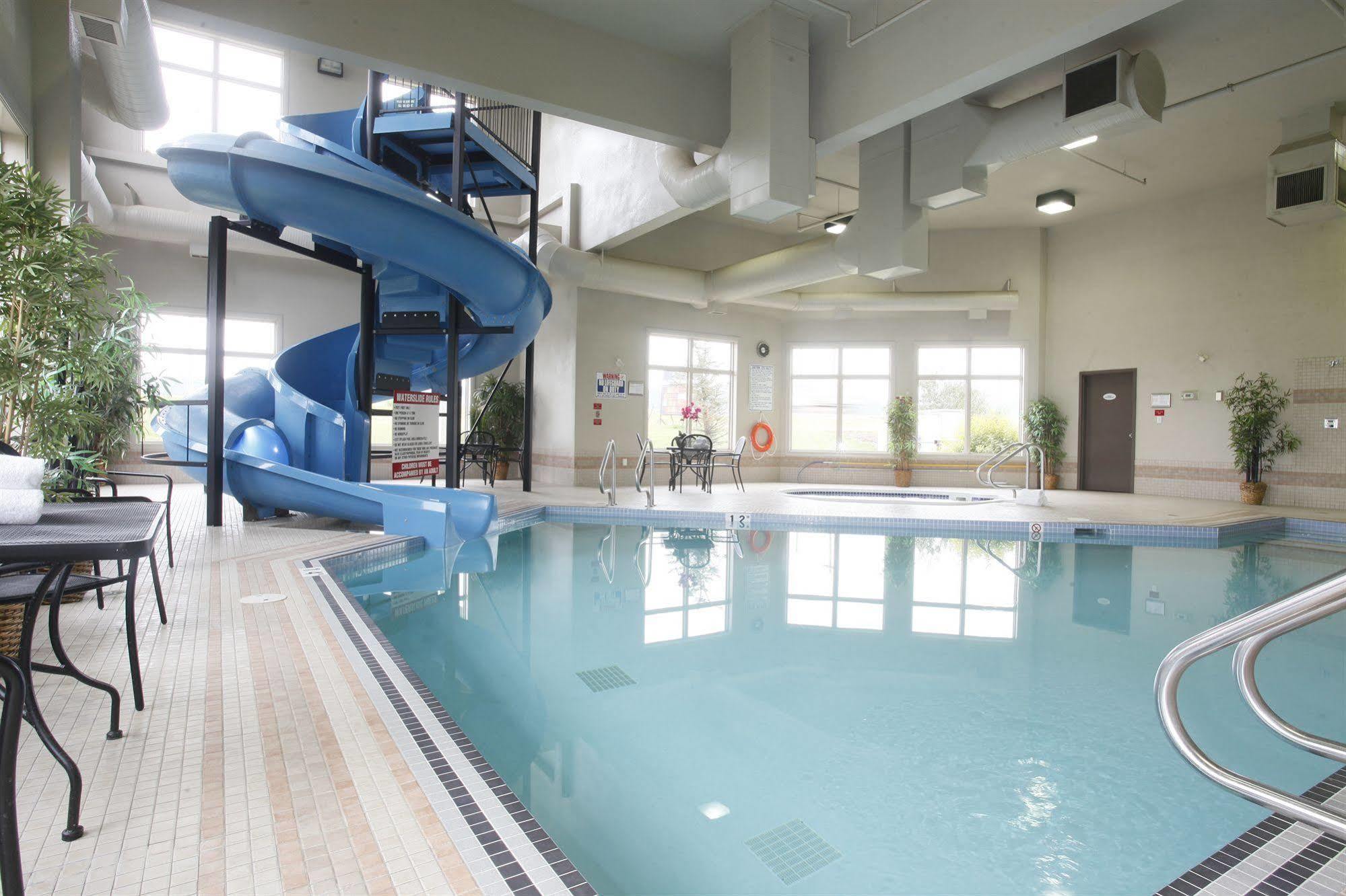Stonebridge Hotel Dawson Creek Kültér fotó
