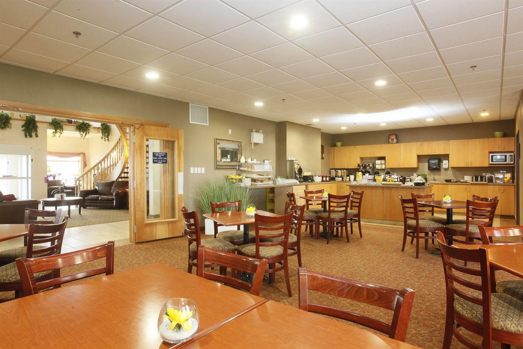 Stonebridge Hotel Dawson Creek Kültér fotó